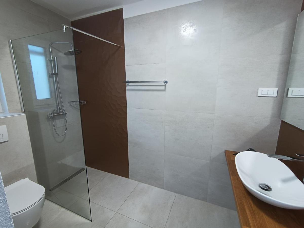 Aparthotel Dalmacija Privlaka  Exterior photo